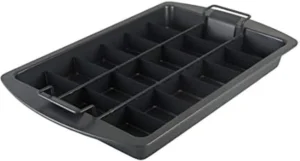 Chicago Metallic Professional Slice Solutions Brownie Pan, 9-Inch-by-13-Inch – , Dark Gray